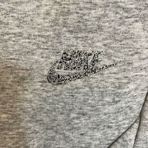 Men's Nike Heavyweight Gray Jogger Pants - Picture 2 of 4